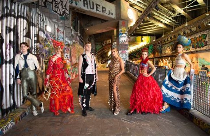 Sarah Lane Net Worth - Wiki, Age, Weight and Height, Relationships, Family, and More