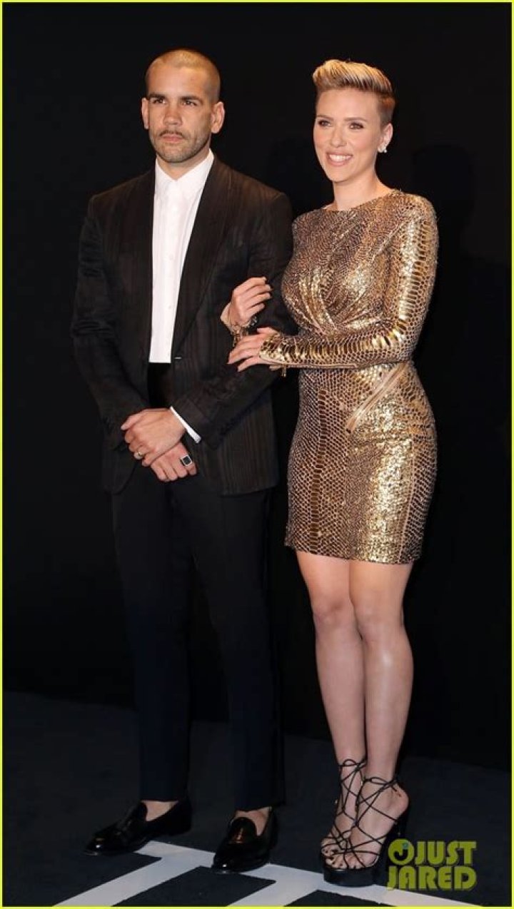 	Scarlett Johansson & Romain should tuck in for a lengthy custody battle	