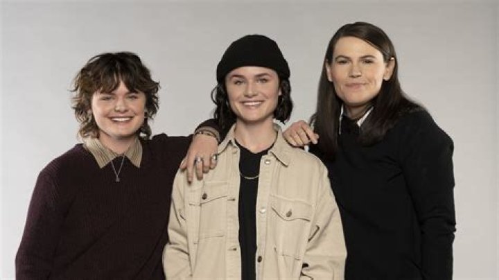 Seazynn Gilliland - Age, Family, Bio