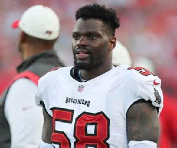 Shaquil Barrett Height, Weight, Net Worth, Age, Birthday, Wikipedia, Who, Nationality, Biography