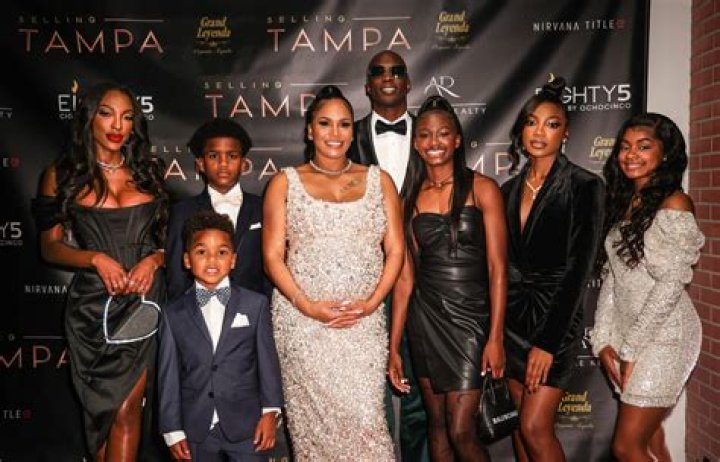 Sharelle Rosado - Age, Family, Bio