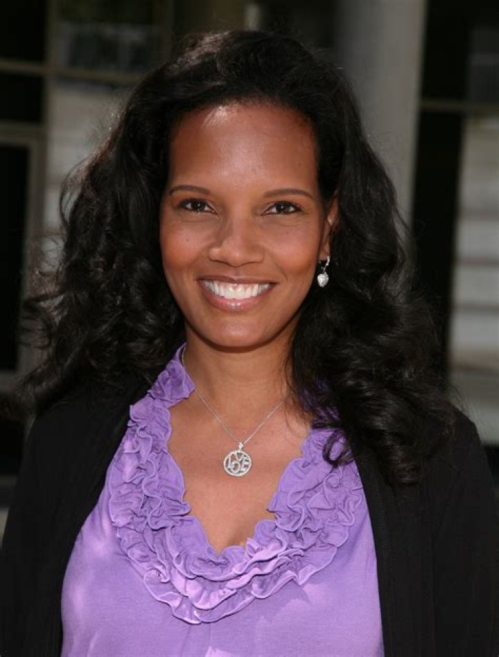 Shari Headley Bio (Wiki) 