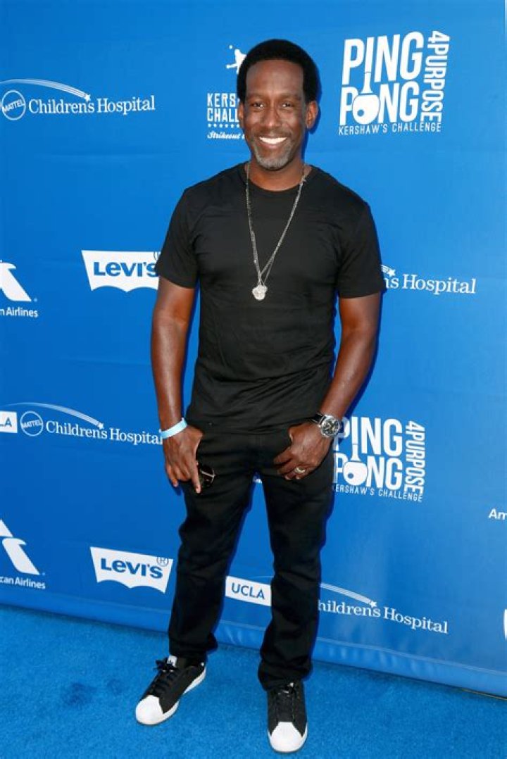 
Shawn Stockman Height, Weight, Net Worth, Age, Birthday, Wikipedia, Who, Nationality, Biography 