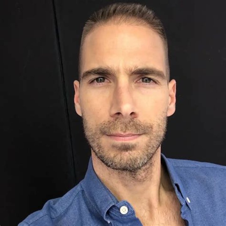 Simon Huck Bio (Wiki) 