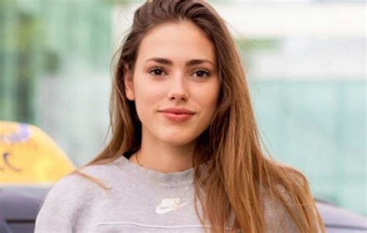 
Sofia Fernandez Height, Weight, Net Worth, Age, Birthday, Wikipedia, Who, Nationality, Biography 