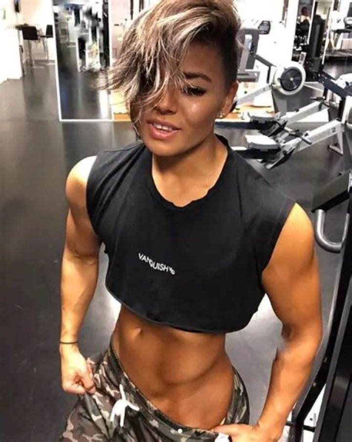 Sophie Arvebrink - Age, Family, Bio