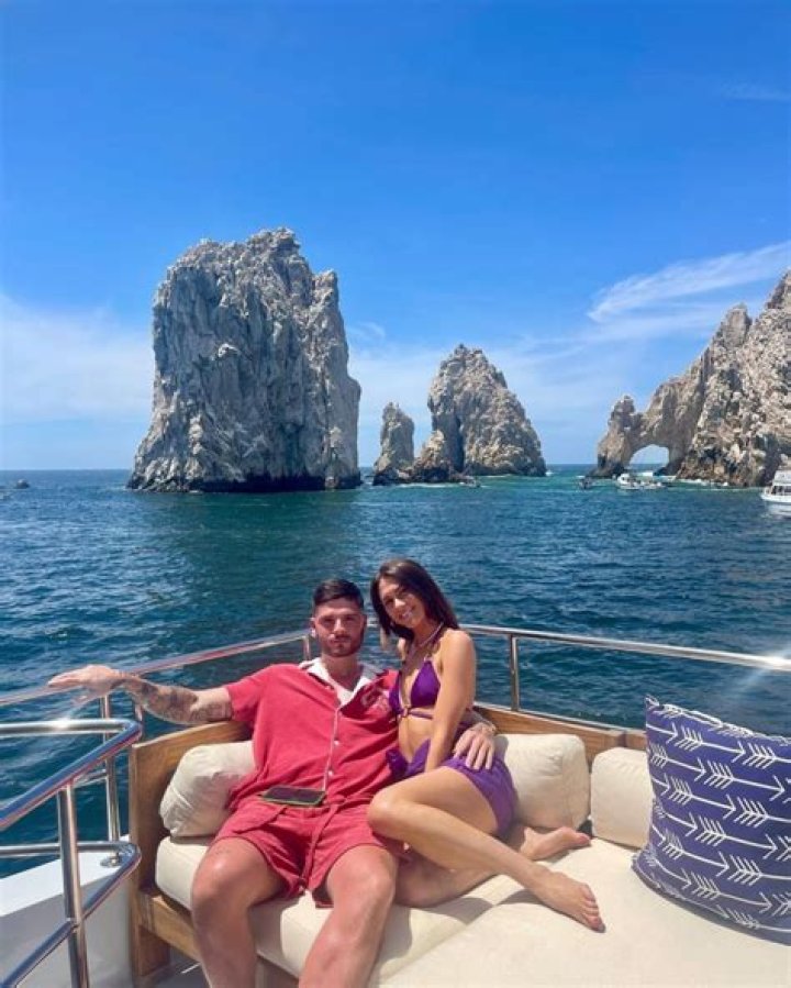 Sophie Flay Husband: Is She Married To Boyfriend Jesse Baer?