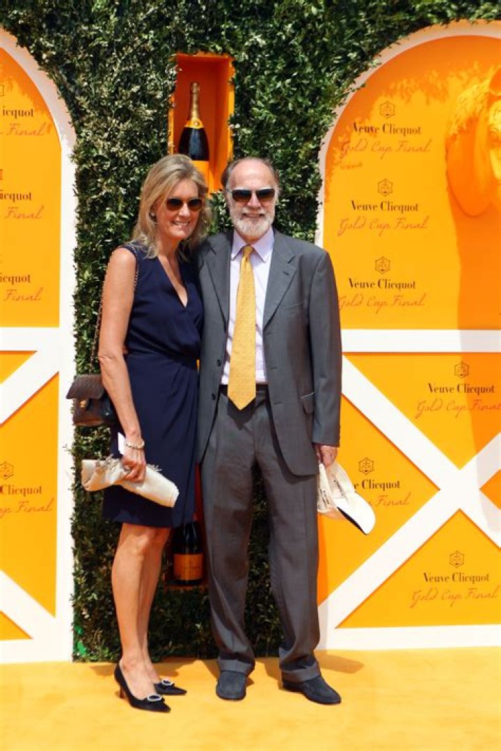 Sophie Turner is doing aristocratic shooting weekends with her new boyfriend