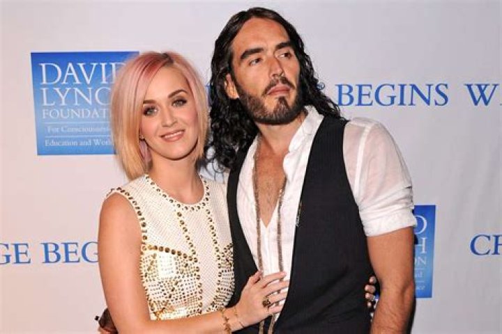 Star: Katy Perry and Russell Brand beg Rihanna to get therapy and stop boozing