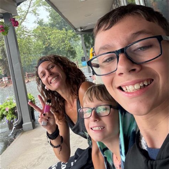 Stephanie Bohrer - Age, Family, Bio