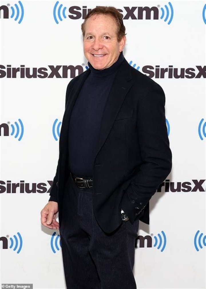 Steve Guttenberg Height, Weight, Net Worth, Age, Birthday, Wikipedia, Who, Instagram, Biography