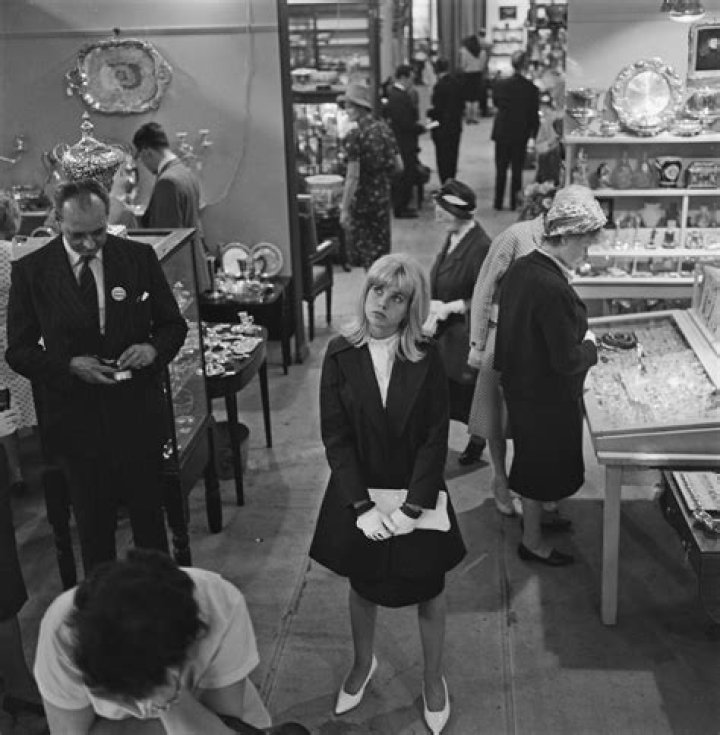 Sue Lyon Net Worth - Wiki, Age, Weight and Height, Relationships, Family, and More