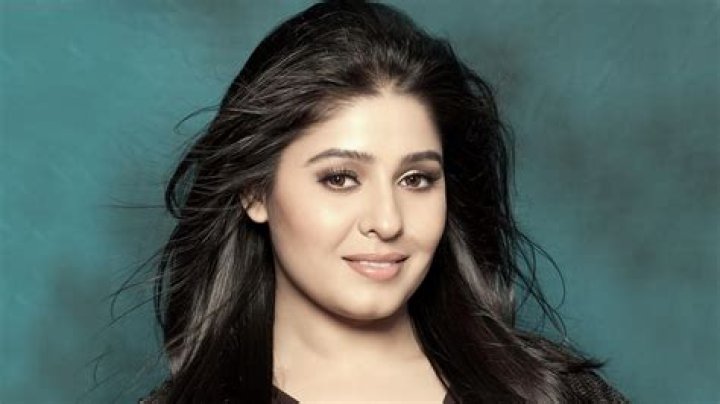 Sunidhi Chauhan Height, Weight, Net Worth, Age, Birthday, Wikipedia, Who, Instagram, Biography