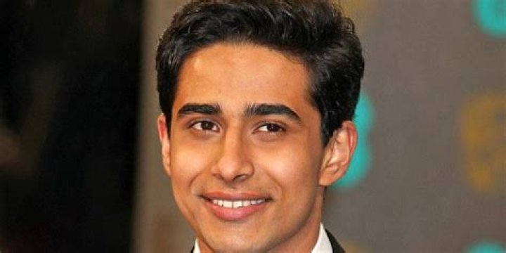 Suraj Sharma - Age, Family, Bio