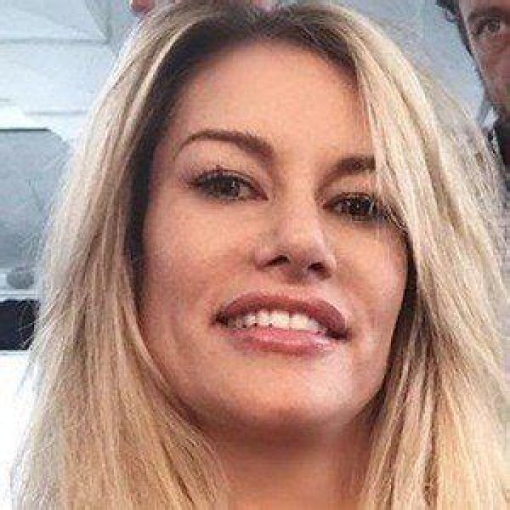 Susan Holmes - Age, Family, Bio