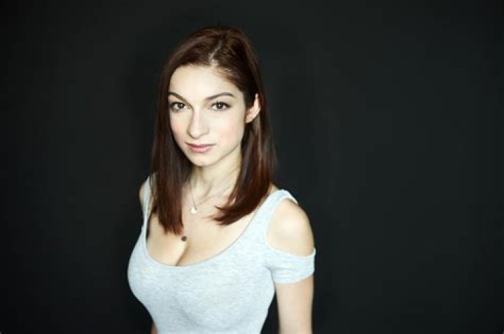 Sydney Meyer Bio (Wiki) 