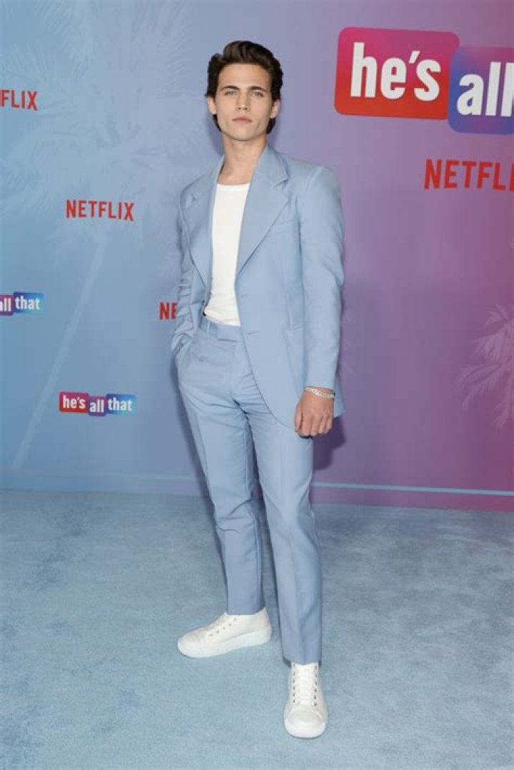 Tanner Buchanan Net Worth - Wiki, Age, Weight and Height, Relationships, Family, and More