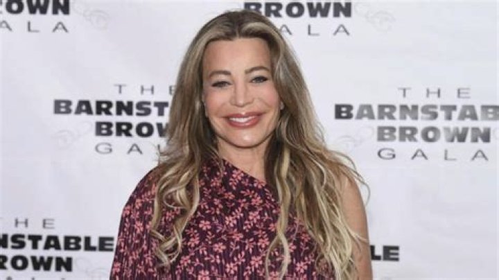 Taylor Dayne - Age, Family, Bio