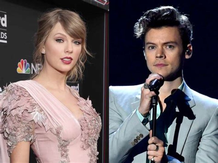 Taylor Swift & Harry Styles ran into each in LA: dissect their body language!