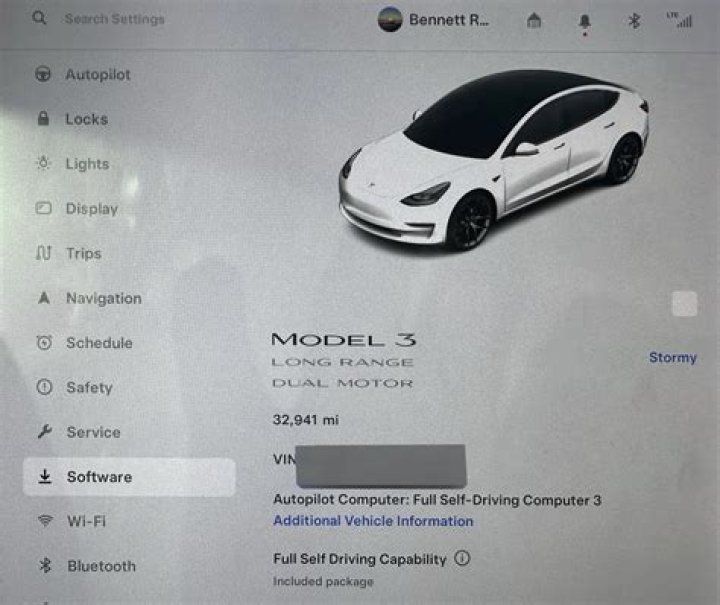 
Tesla now has 160,000 customers running FSD software: Musk 