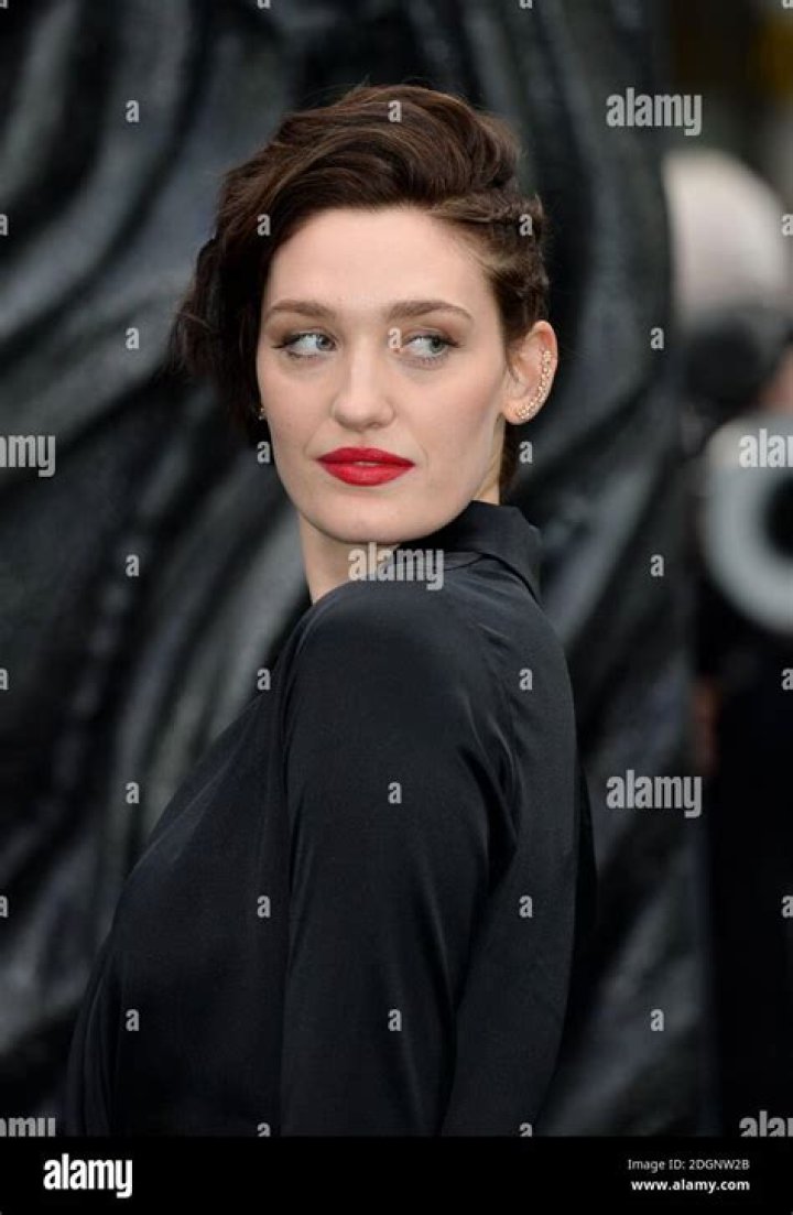 Tess Haubrich Bio (Wiki) 