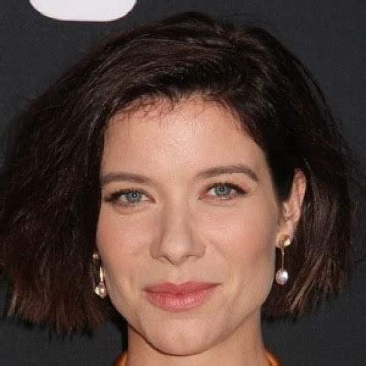 Tessa Ferrer - Age, Family, Bio