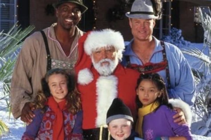 The Ultimate Christmas Present | Famous Birthdays