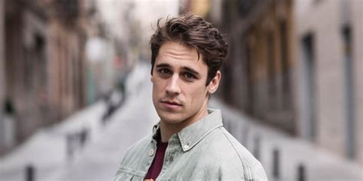 The Untold Truth Of Spanish Actor – Martiño Rivas