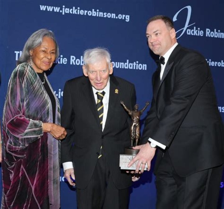 Thomas Tull Net Worth - Wiki, Age, Weight and Height, Relationships, Family, and More