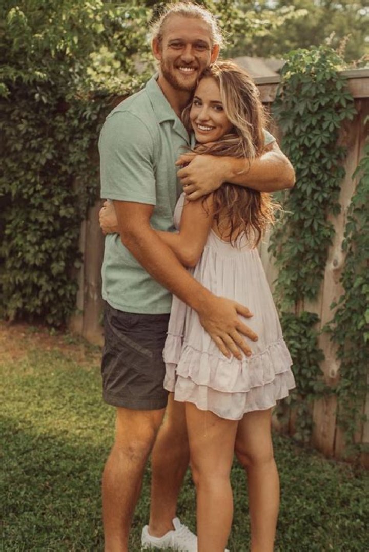 TJ Hockenson - Age, Family, Bio