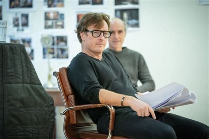 Toby Stephens Height, Weight, Net Worth, Age, Birthday, Wikipedia, Who, Nationality, Biography