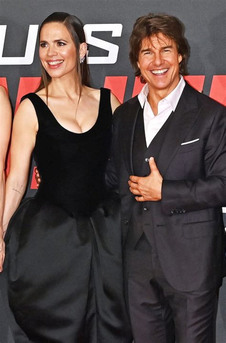 Tom Cruise & Hayley Atwell have reportedly broken up for the second time