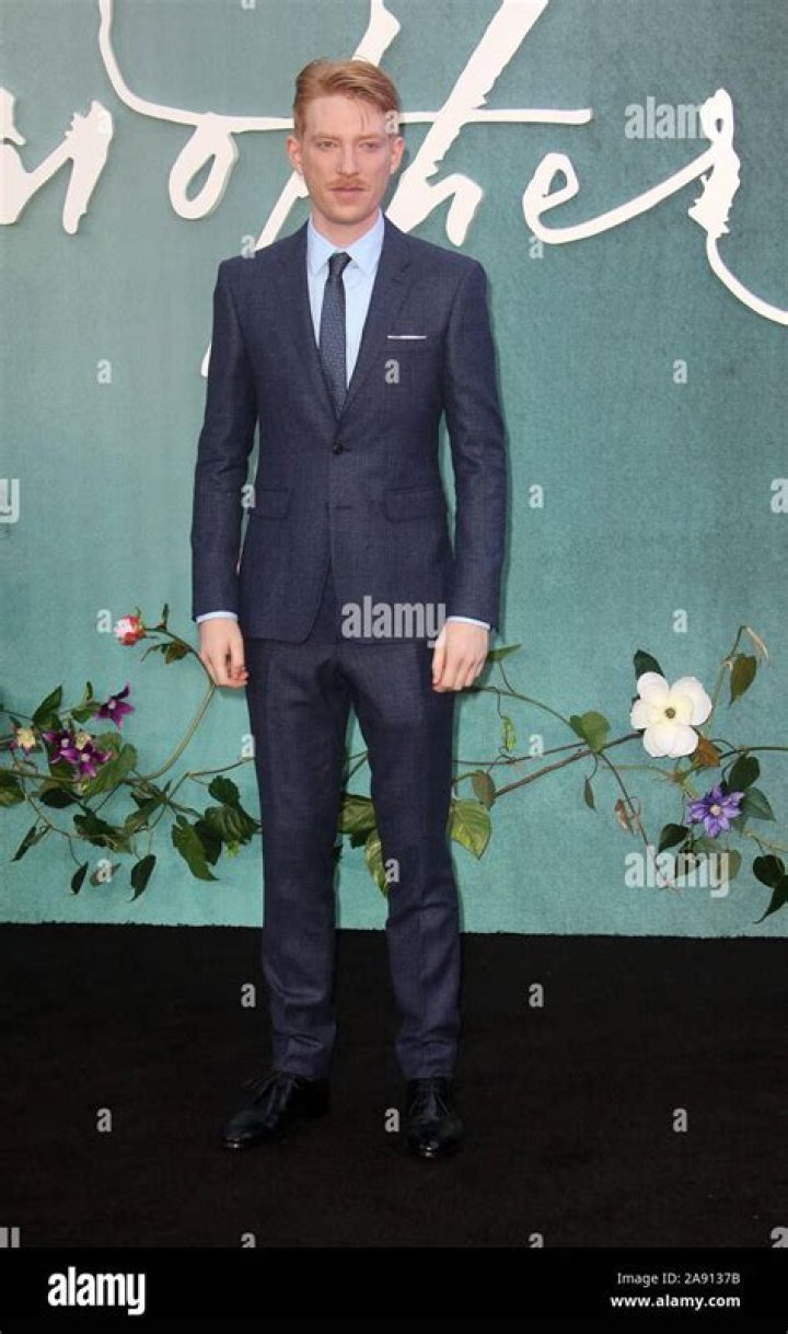 Tom Hardy v. Domhnall Gleeson at UK ‘Revenant’ premiere: who would you rather?