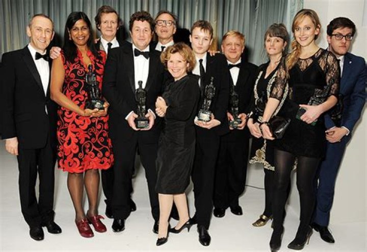 	Tom Hiddleston goes ‘scruffy’ for the Evening Standard Awards: would you hit it?	