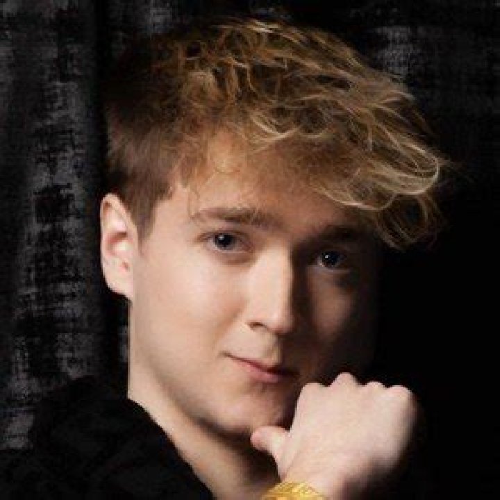 Tom Powell - Age, Family, Bio