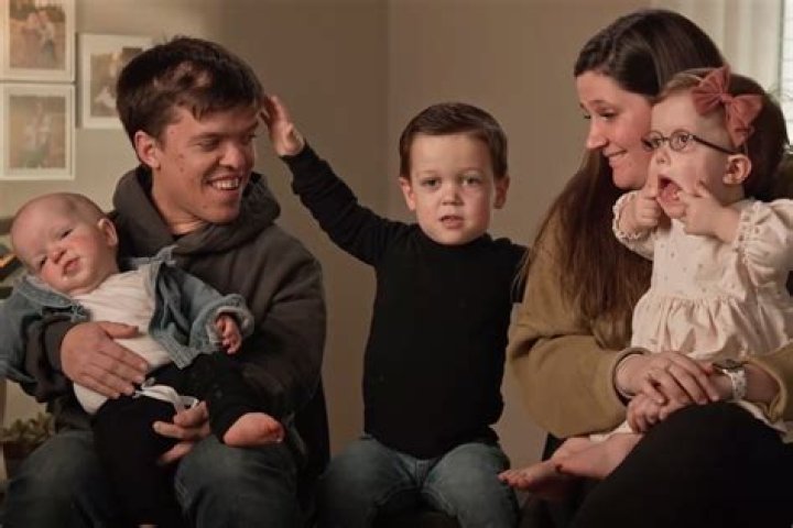Tori and Zach Roloff Sleeping in Different Beds Amid Divorce Speculation