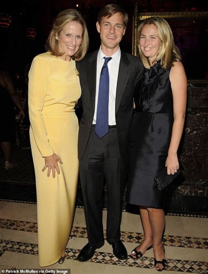 Trezdon Davis - Age, Family, Bio