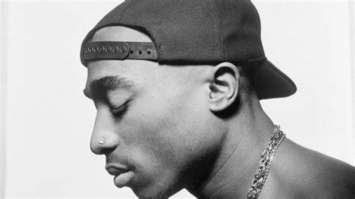 Tupac Amaru Shakur Bio (Wiki) 