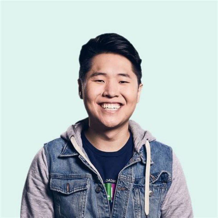 Tzion Baruch - Age, Family, Bio