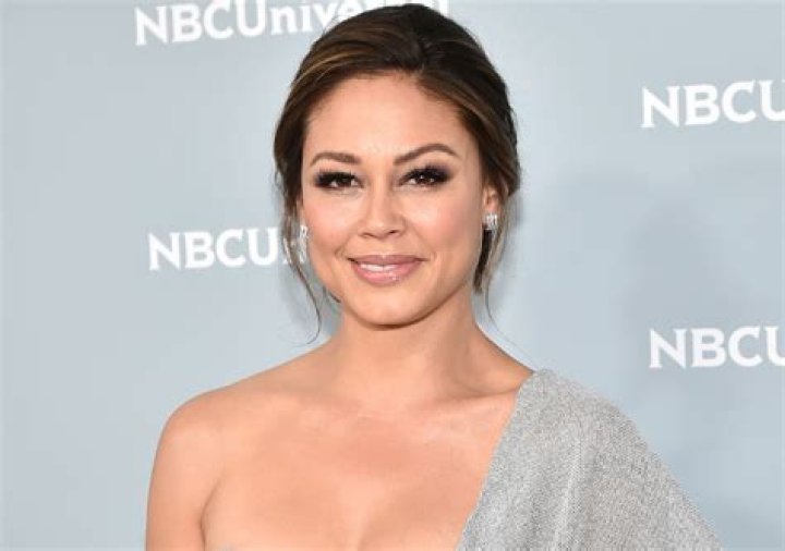 Vanessa Lachey No Makeup Photos Gone Viral On Reddit