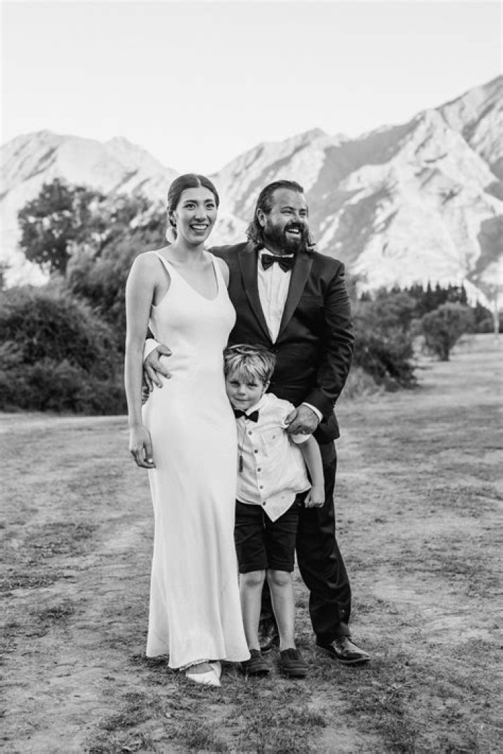 Vaughan Mabee Height, Weight, Net Worth, Age, Birthday, Wikipedia, Who, Nationality, Biography