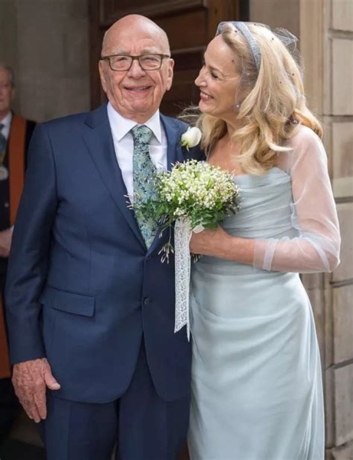VF: Rupert Murdoch ended his marriage to Jerry Hall by email, she was blindsided