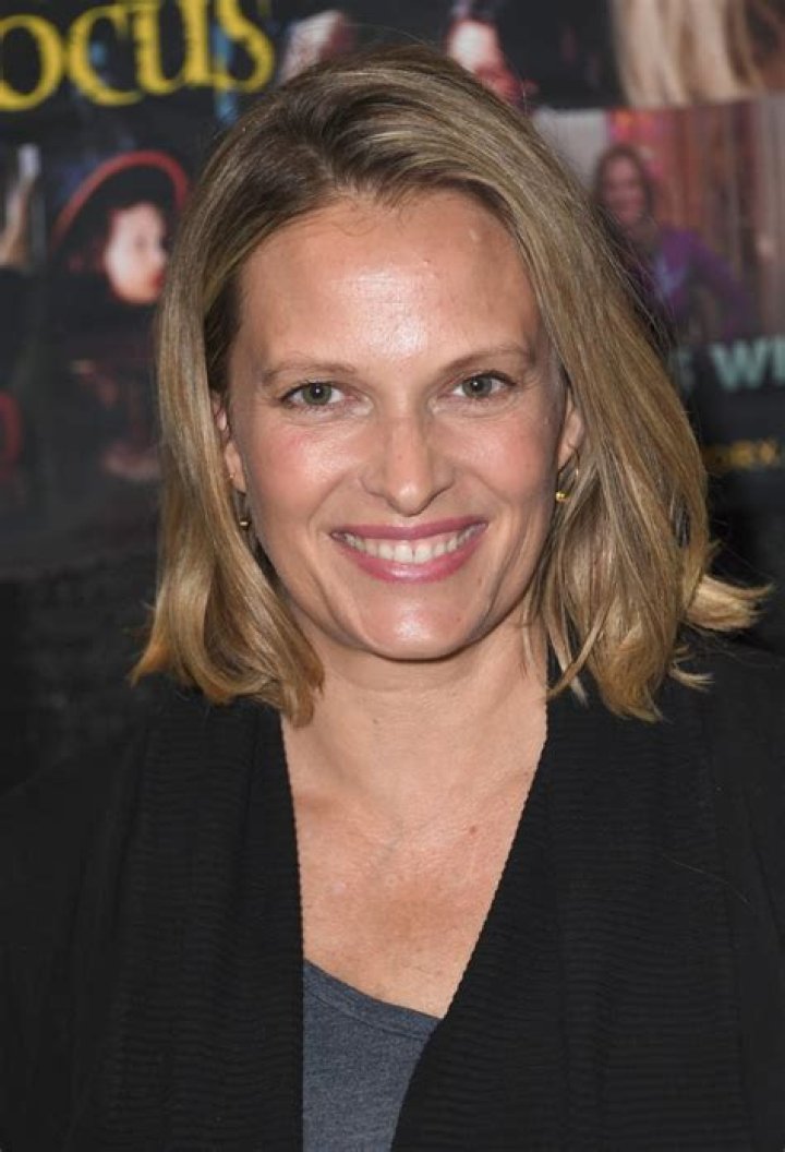 Vinessa Shaw - Age, Family, Bio