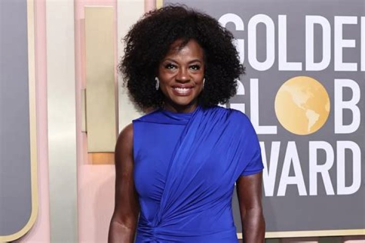 
Viola Davis Accessorizes Blue Golden Globes Gown with ‘Brilliant’ Glam and Lots of Bling 
