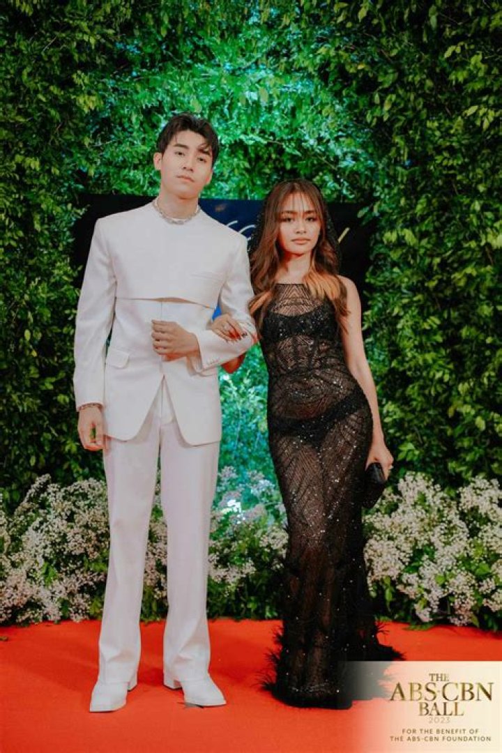 Vivoree Esclito - Age, Family, Bio