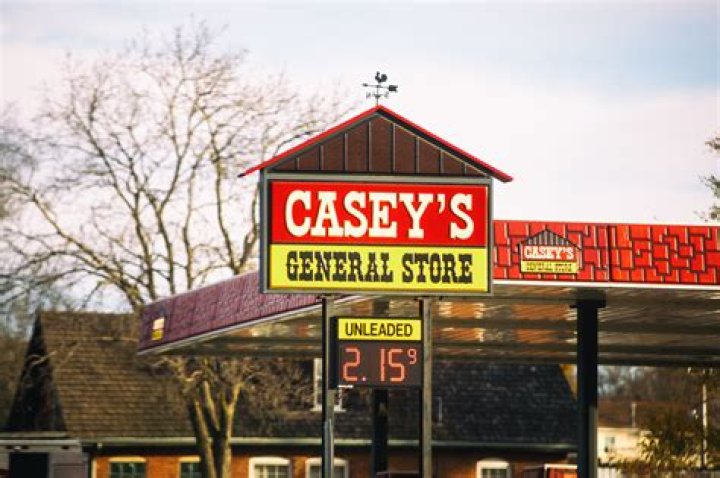 What does Casey's General Store pay?