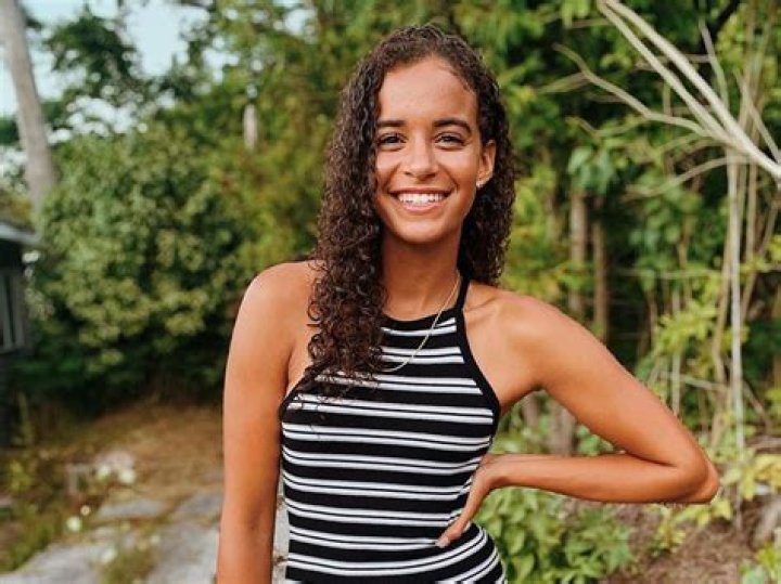 What inspired Olivia Lewis to work in the medical field? Meet The Bachelor 2023 contestant