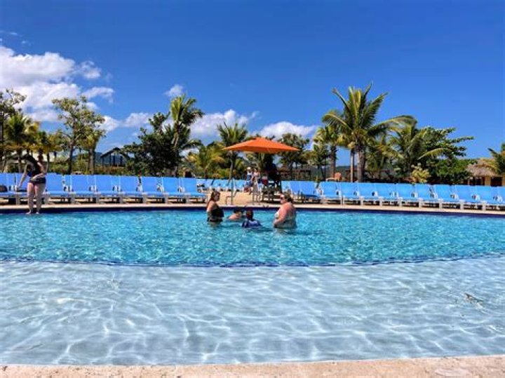 What is a pool Cove?