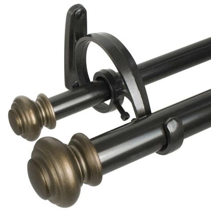 What is a transverse curtain rod?