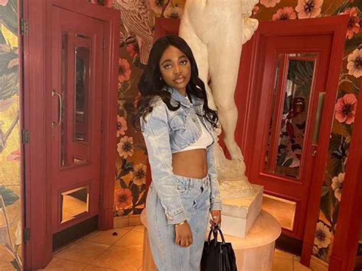 
What is Danielle Mazhindu’s job title? 